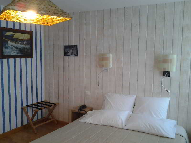 Brit Hotel Des Halles Concarneau Exteriér fotografie